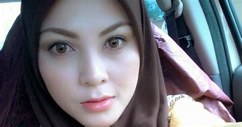 ibu tiri hot|Mama Tiriku Yang Cantik Dan Menggoda